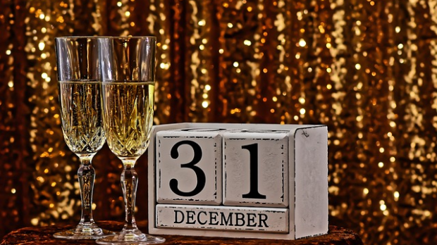 Код два бела голуба: Најбоља журка у граду