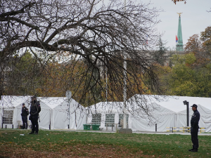 Вучић: Сутра увече почиње уклањање шатора испред Народне скупштине