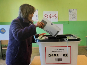 Година на КиМ коју су појели избори – нови излазак на биралишта не обећава решење кризе