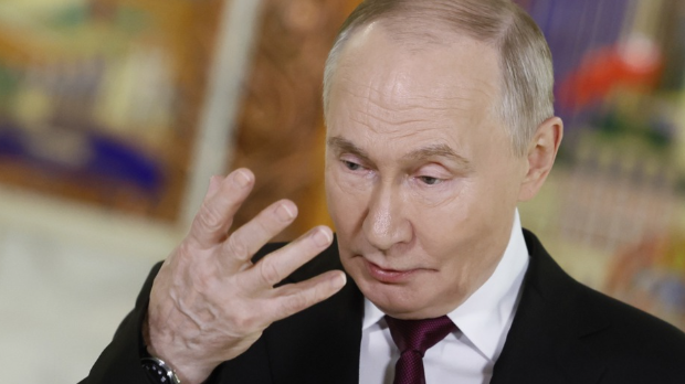 Пет сати преговора у Кремљу – Руси и Американци опрезни оптимисти, рат у Украјини се наставља