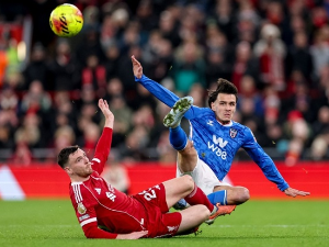 Ливерпулу само бод на "Енфилду", Лидсу сва три против Челсија