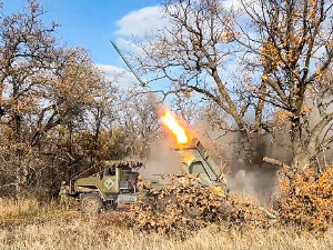 Украјина: Погођена рафинеријa у руском Сизрану; Орбан: Ускоро ћемо видети да ли ће се пламен рата приближити Европи