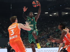 Велики тријумф Валенсије у Атини, Вилдоза донео победу Виртусу против Дубаија