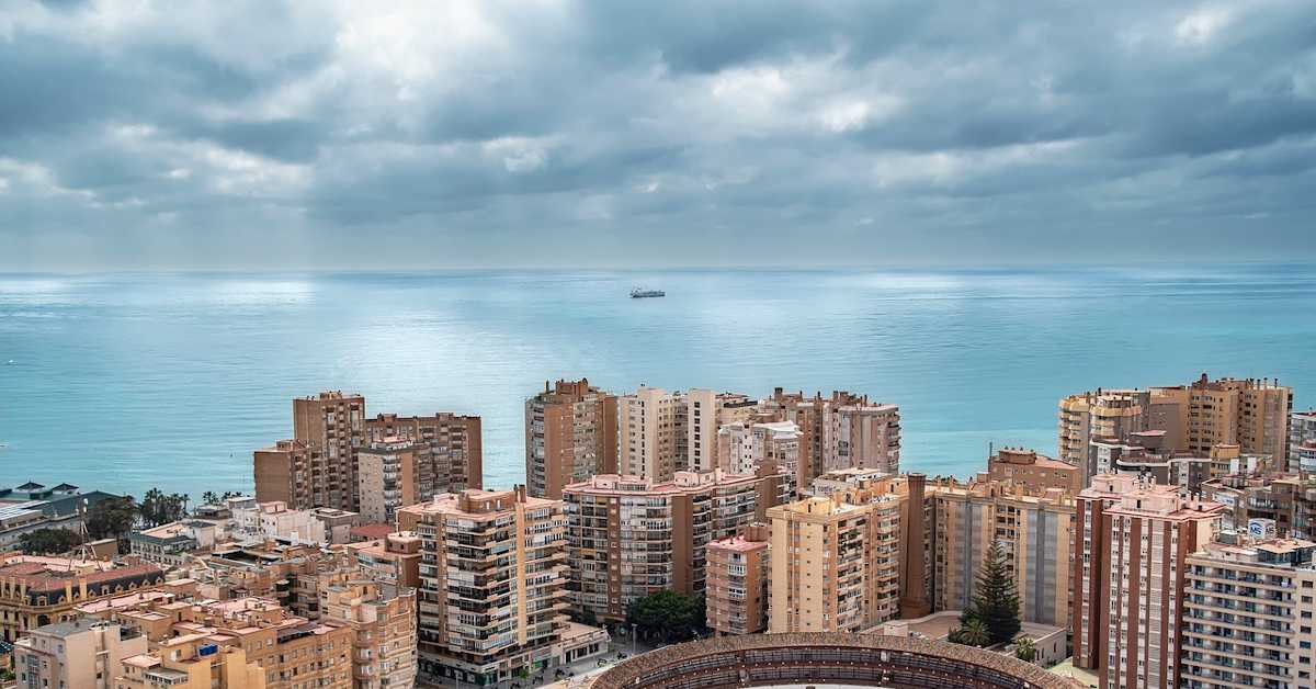 Сунце, море, песак – где је најбоље купити кућу  на плажи