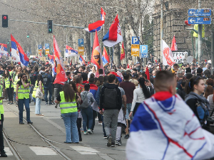 Протест "15. за 15" у Београду – колоне се крећу ка центру града, почело окупљање; Студенти у блокади: Велики скуп код Скупштине