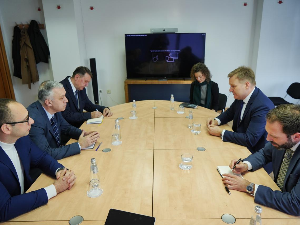 Представници Српске листе са Соренсеном: Учините све да се потписани споразуми примене