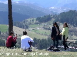 Јутарњи програм из три студија