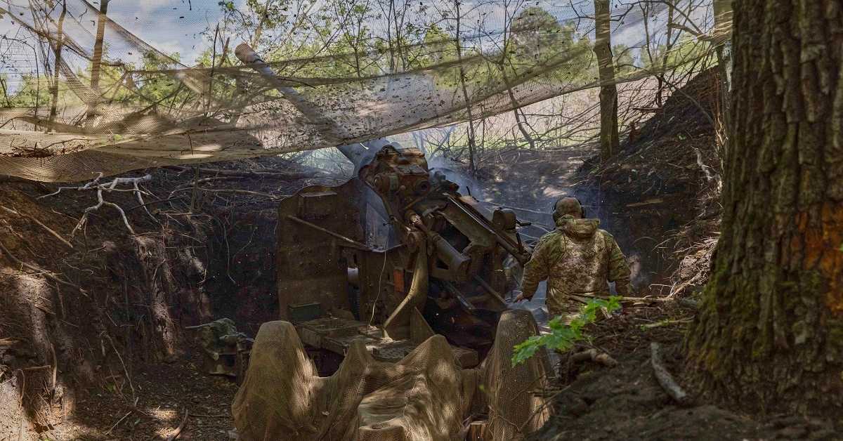 Напад на аутобус у Сумској области, погинуло девет особа; разговори у Истанбулу завршени без мировног плана