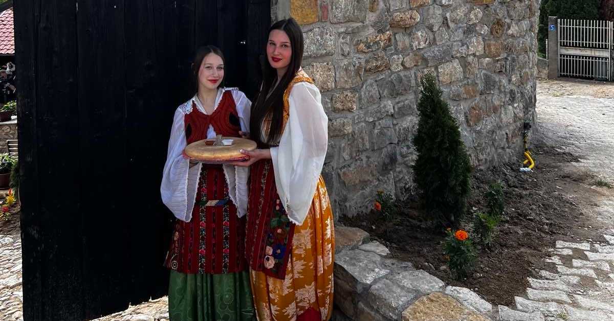 Музеј вина у Великој Хочи – јединствен простор посвећен очувању и промоцији винарског наслеђа (Милена Петровић) Музеј вина у Великој Хочи – јединствен простор посвећен очувању и промоцији винарског наслеђа