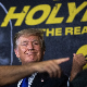 На ред су дошли и филмови – Трамп уводи царину од 100 посто за „стране кадрове" 