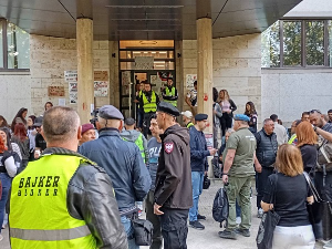 Студенти у блокади траже парламентарне изборе; протест у Нишу због дописа да студенти напусте просторије факултета