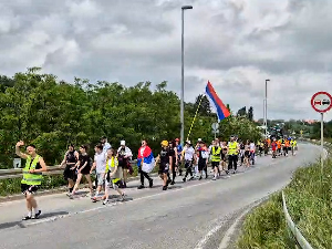 "Марш на Дрину", студенти и средњошколци пешаче ка Лозници; 12. дана ултрамаратона циљ је Штутгарт