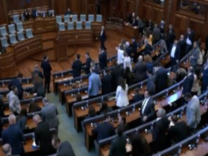Два месеца покушаја конституисањa новог сазива скупштине у Приштини