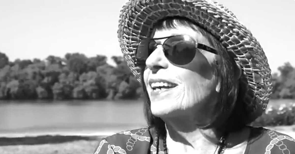 Преминула легендарна глумица Жижа Стојановић (PrtScr/YouTube) Преминула легендарна глумица Жижа Стојановић