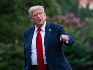 Трамп: Послаћемо "патриоте" Украјини - платиће ЕУ