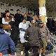 Начелник ПУ Нови Пазар погођен флашом у главу на скупу у Новом Пазару