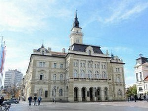 Јутарњи програм из три студија