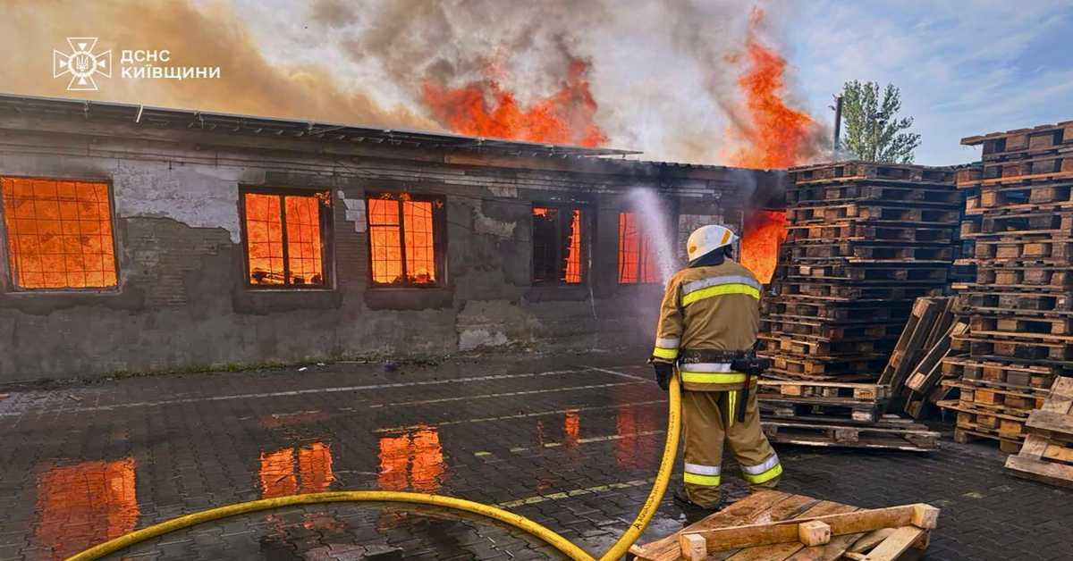 Кијев под ударом балистичких и крстарећих ракета — двоје погинуло, 16 рањено; Трамп активира тајно оружје против Русије