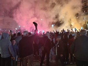 Протести у Ужицу због притвора за седморицу учесника блокада у том граду, адвокати у тродневном штрајку (Фото: РТС) Протести у Ужицу због притвора за седморицу учесника блокада у том граду, адвокати у тродневном штрајку