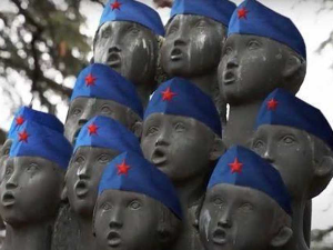 Документарне фусноте – Клик клак социјализам