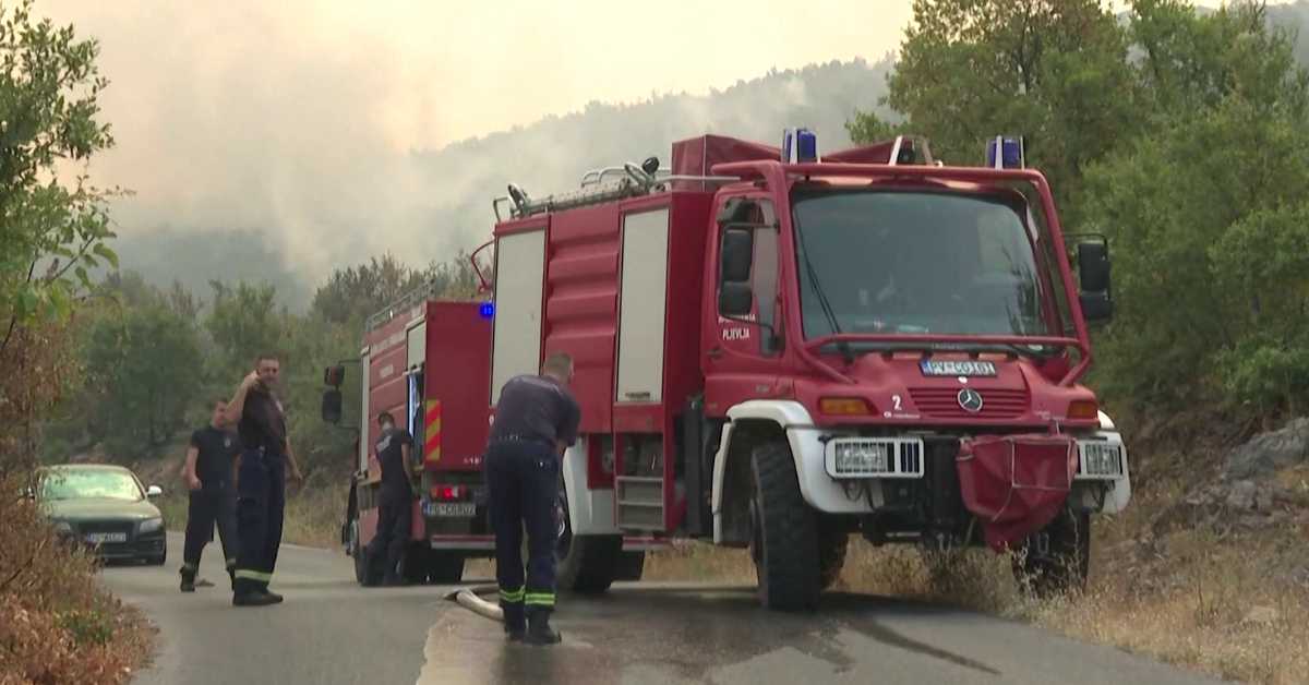Дан жалости у Црној Гори због погибије војника у гашењу пожара, не престаје борба са ватром (Фото: EBU / RTCG) Дан жалости у Црној Гори због погибије војника у гашењу пожара, не престаје борба са ватром