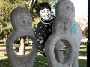 Документарне фусноте – Кад скулптуре нису биле споменици