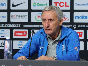 Пешић: Нисмо најбољи на свету, али хоћемо да обрадујемо народ (STARSPORT / Pedja Milosavljevic/) Пешић: Нисмо најбољи на свету, али хоћемо да обрадујемо народ