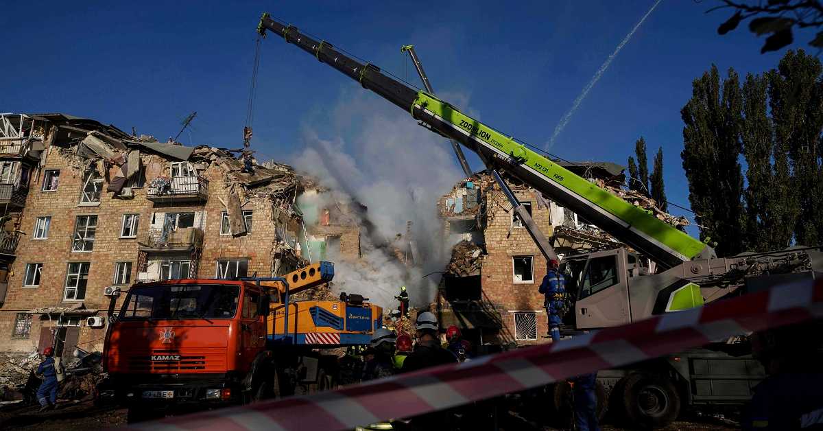 Број страдалих у Кијеву порастао на 14, погођена зграда мисије ЕУ; опет стиже нафта кроз "Дружбу"