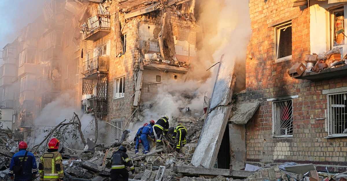 Напад на Кијев – осморо страдалих, 38 повређених; Русија: Оборено више од 100 дронова током ноћи