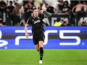 Газета дело спорт: Влаховић жели да остане, Јувентусов услов нижа плата