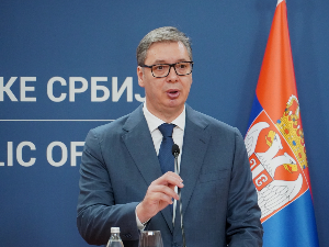 Вучић се у 10 сати обраћа јавности поводом нових мера државе