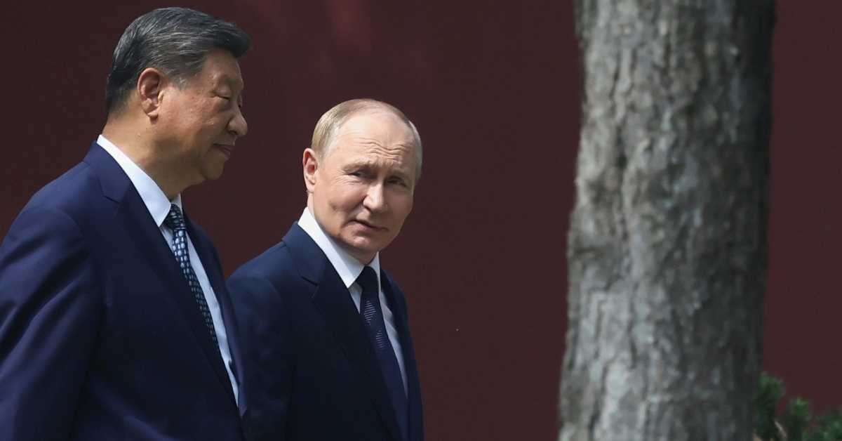 Путин у Пекингу открио праве намере Москве; Пјонгјанг шаље 6.000 нових војника Русији