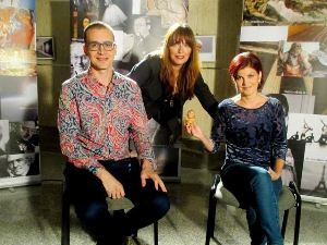 Филозофија и... Медији и усамљеност