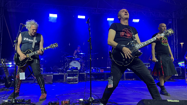 Слушај 'вамо!