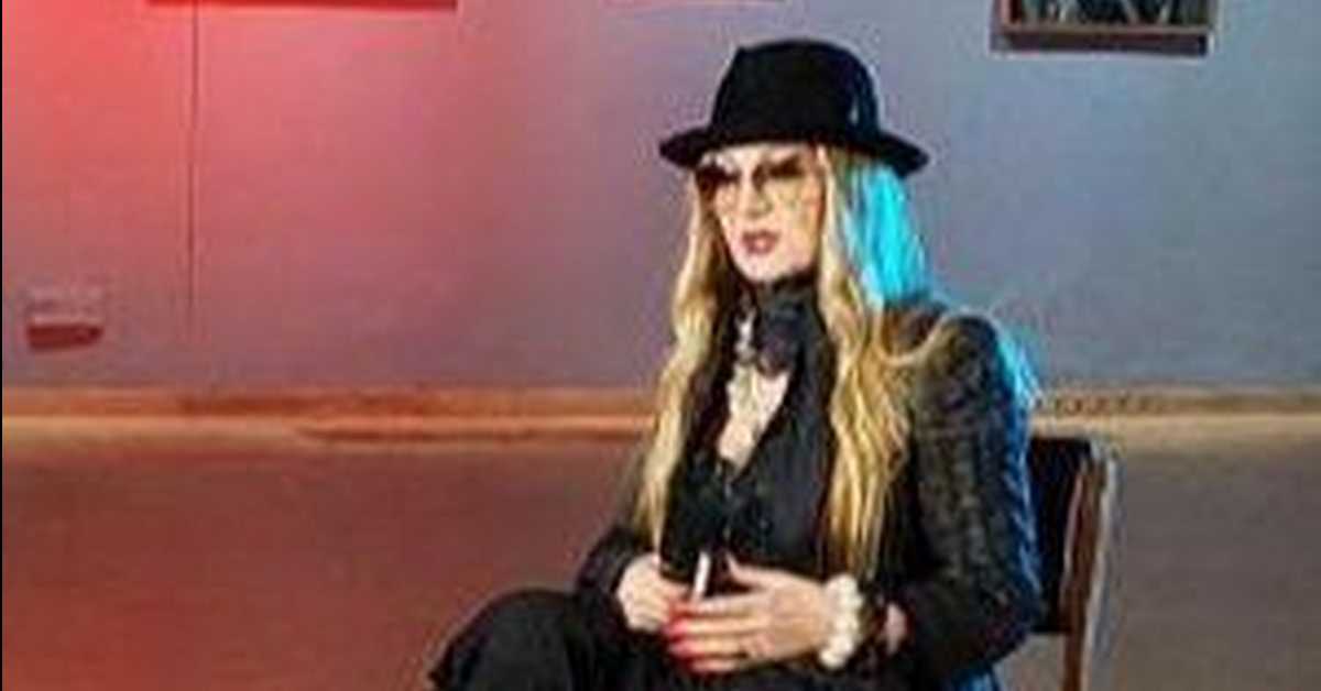 Метаморфозе: Даница Максимовић Метаморфозе: Даница Максимовић