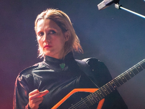 Сублимне фреквенције – Албум „Michelangelo Dying” Кејт Ле Бон