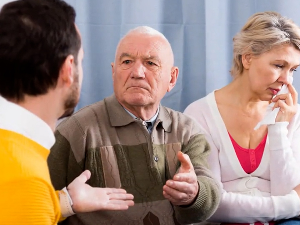 Имају 30 година, а живе са родитељима као деца; новац није главни узрок, тврди педагог и предлаже решење Имају 30 година, а живе са родитељима као деца; новац није главни узрок, тврди педагог и предлаже решење