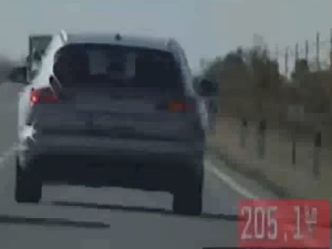 Из саобраћаја искључен возач који је возио више од 205 километара на час између Кикинде и Зрењанина Из саобраћаја искључен возач који је возио више од 205 километара на час између Кикинде и Зрењанина