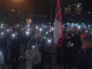 Пешке и бициклима из више градова ка Новом Саду, протести у Крагујевцу, Нишу, Ужицу, Шапцу (РТС) Пешке и бициклима из више градова ка Новом Саду, протести у Крагујевцу, Нишу, Ужицу, Шапцу