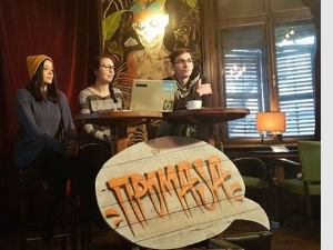 Промаја:	Гледаш ли уметност у(-)лице