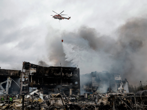 Колико ће трајати руски прекид ватре због уласка новинара у опкољене градове; Кијев: не верујте Путину (EPA / SERGEY DOLZHENKO) Колико ће трајати руски прекид ватре због уласка новинара у опкољене градове; Кијев: не верујте Путину