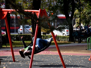 Пролећни опроштај од октобра, температура до 25 степени (Tanjug / ANA PAUNKOVIĆ) Пролећни опроштај од октобра, температура до 25 степени