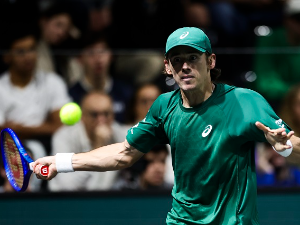 Де Минор и Бублик у четвртфиналу мастерса у Паризу, Фриц елиминисан Де Минор и Бублик у четвртфиналу мастерса у Паризу, Фриц елиминисан