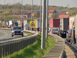 Судар два камиона у тунелу Железник - нема цурења течног гаса након пада канистера Судар два камиона у тунелу Железник - нема цурења течног гаса након пада канистера