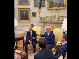 Најважније је да... се спојимо! Трамп поново о Канади у оквиру САД