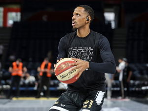 Нанели се вратио у Европу и појачао атински АЕК