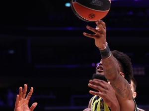 Фенербахче остао без појачања, Силва мора на операцију