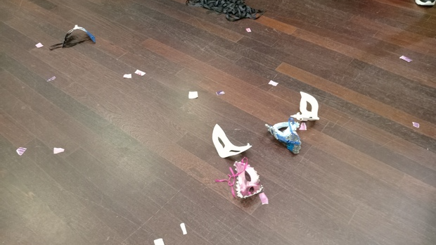 Говори да бих те видео: Маске