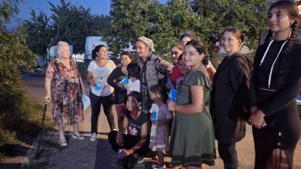 Romano Them: Сећања на живот у ромској махали