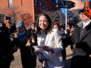 Марија Корина Мачадо предала Трампу своју Нобелову награду за мир